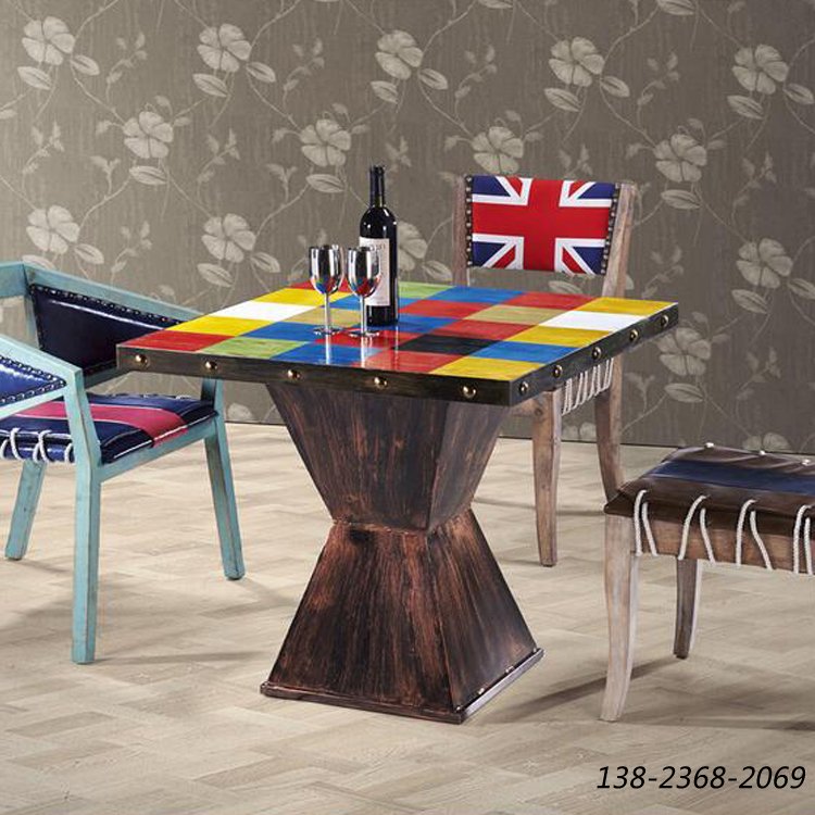 工业风桌子，铁木结合餐桌，餐桌订制